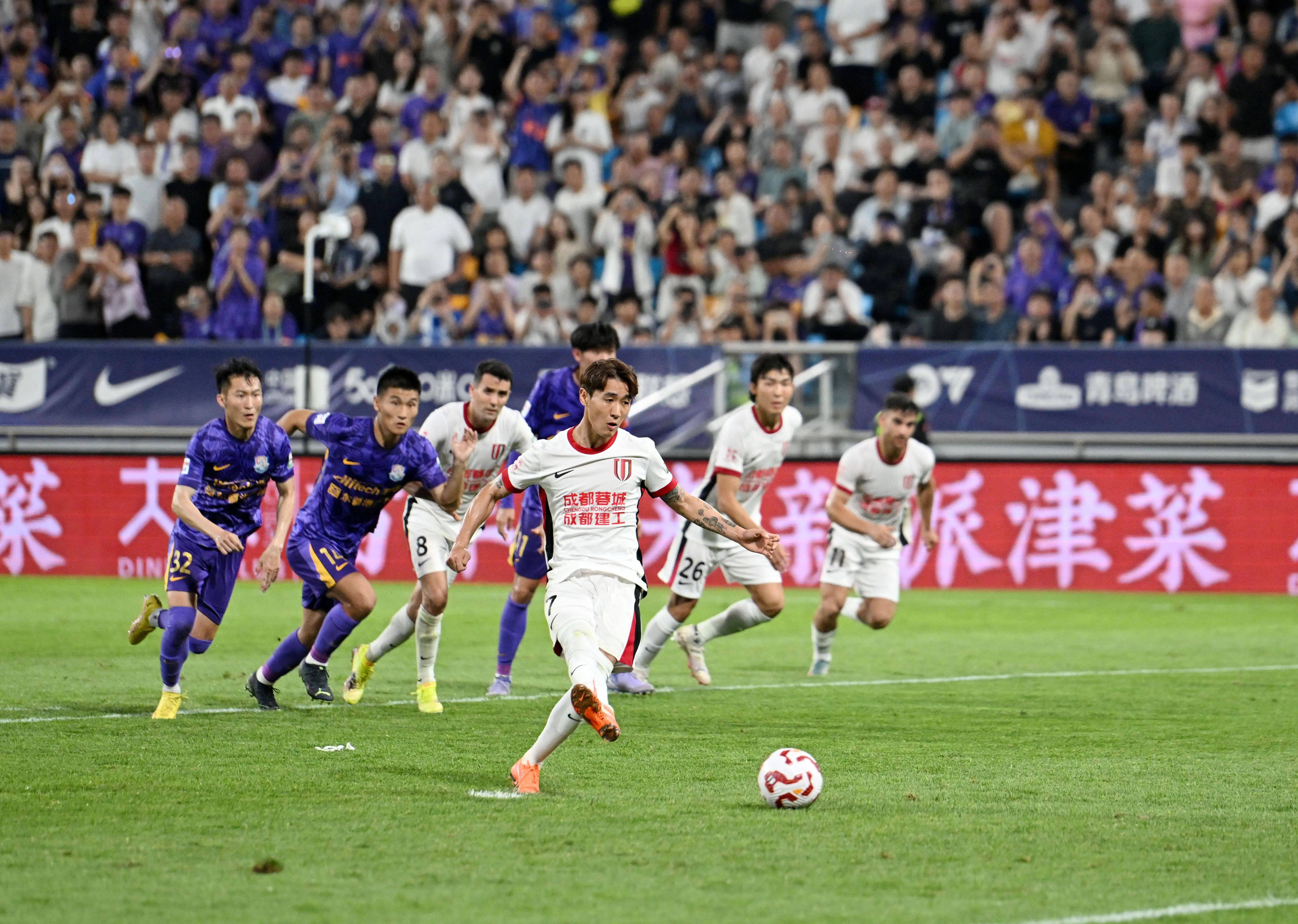 九游体育下载-转折点!曼联回应争议,西甲清晨攻防权衡,气氛紧张,球探报告显示潜力的简单介绍