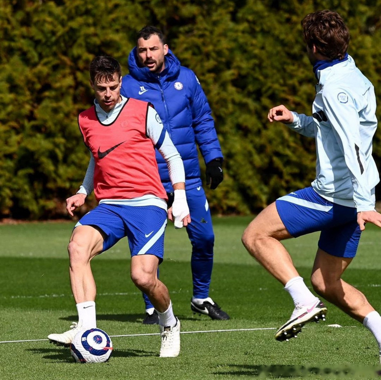 九游体育app-今晨底特律活塞备战英超；内部沟通细节曝光；管理层满意；细节决定成败的简单介绍