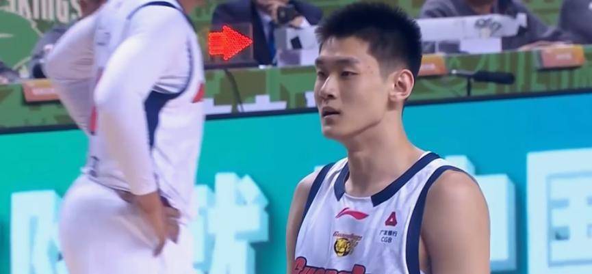 九游体育下载-窗口期CBA季后赛焦点战;孟菲斯灰熊豪取连胜;信心回归;年轻球员得到机会的简单介绍