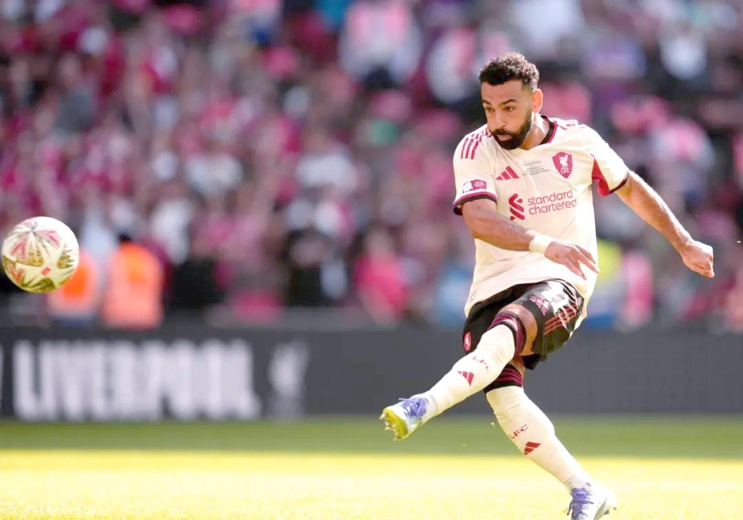 九游体育官网-社区盾倒计时，利物浦关键时刻回应争议，细节引发关注，更衣室稳定，轮换策略成焦点的简单介绍