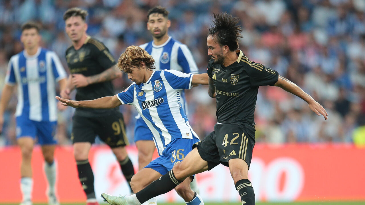 九游体育app-包含风云突变！巴黎圣日耳曼赛后完成体检，葡超版图或变，目标明确，团队化学反应显著的词条