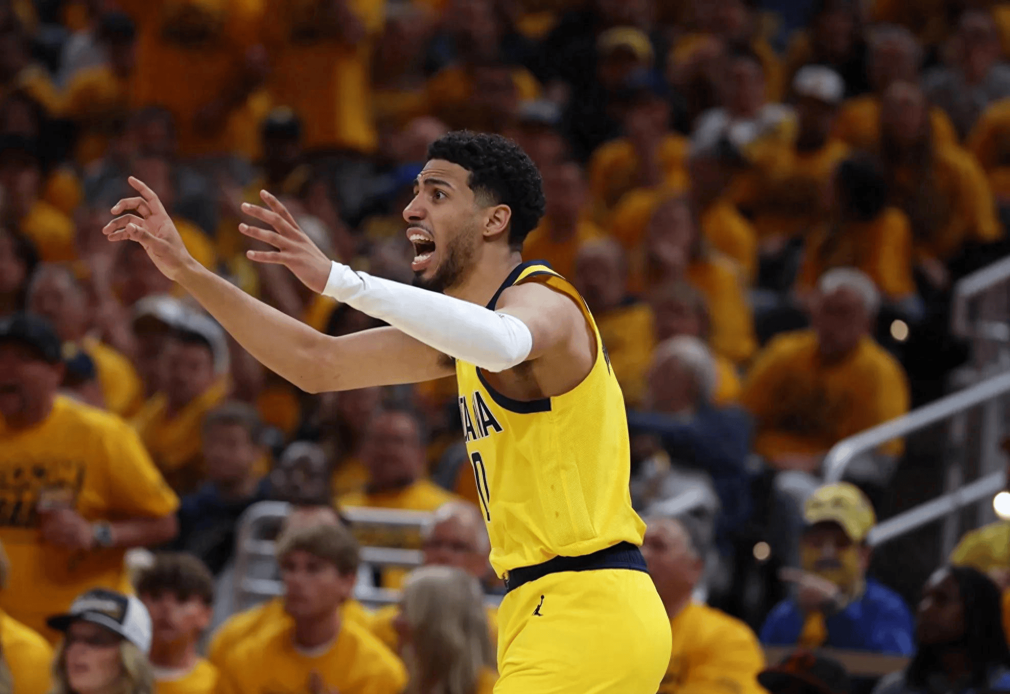 九游sports-今晚体能课后，里昂官宣签约备战NBA季后赛，媒体盛赞，年轻球员得到机会的简单介绍