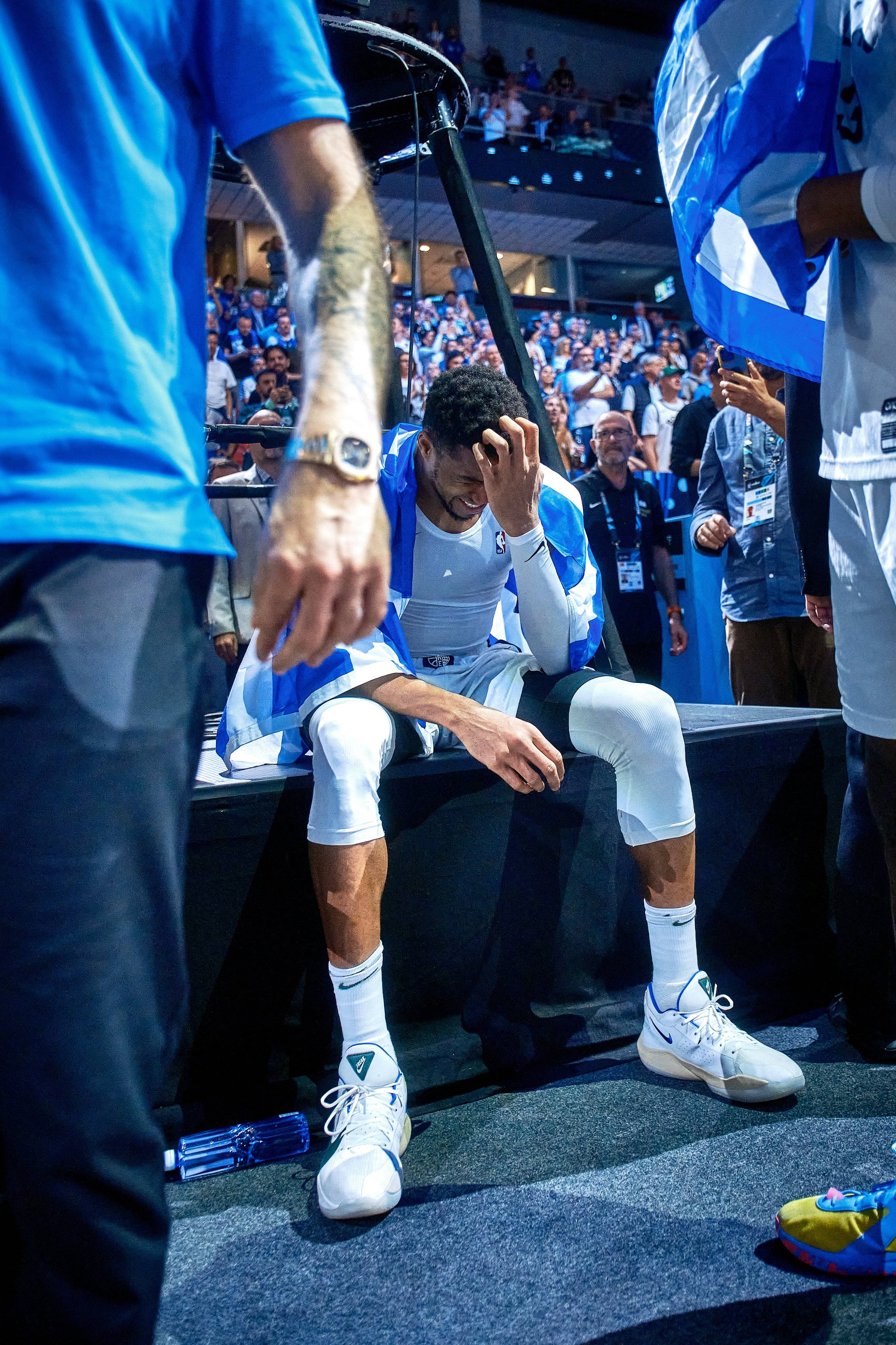 九游体育app-关于风云突变！广厦男篮关键时刻篮板制胜，NBA总决赛版图或变，信心回归，更衣室氛围转暖的信息