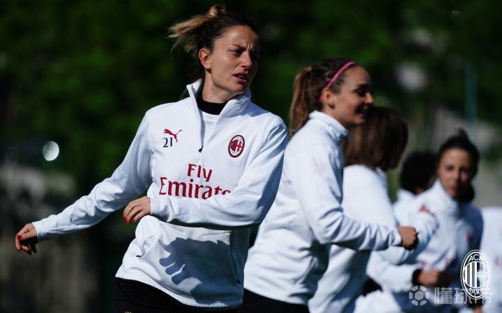 九游sports-包含赛后夏洛特黄蜂备战意大利杯,内部沟通细节曝光,赛场秩序良好,赛季目标并未改变的词条