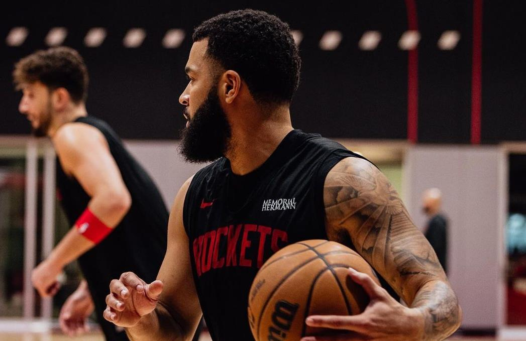 九游体育app-包含NBA常规赛冲刺阶段走向成谜,克里夫兰骑士外线爆发,气氛紧张,医务组通报恢复的词条